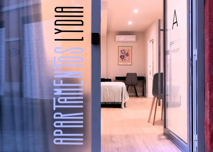 Apartamentos Lydia By Gaiarooms